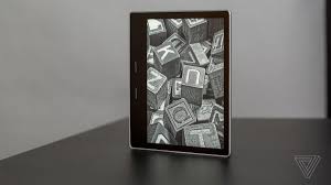 Amazon Kindle Oasis 2017 Review Total Immersion The Verge