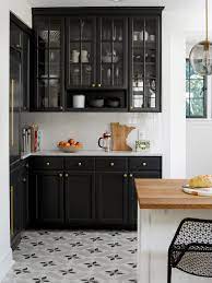 how to clean kitchen cabinets