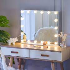 lighted mirror makeup stand