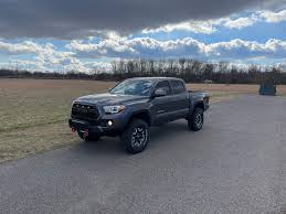 3 inch lifted 2017 toyota tacoma 4wd