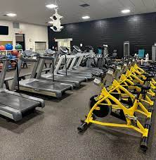 fitness center open gym spring hours