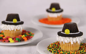Best thanksgiving cupcakes decorations from turkey cupcakes thanksgiving cupcake decorating your.source image: Thanksgiving Turkeys Made Into Cute Cupcakes
