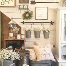 25 Rustic Wall Decorations To Create