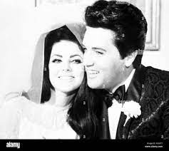 Elvis Presley an seiner Hochzeit ...