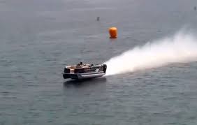 Video Worlds Fastest Pontoon Boat Sets New Speed Record