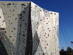 Chicago S Maggie Daley Climbing Wall