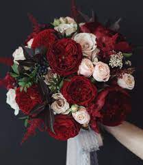 Dalam tradisi indonesia, bunga biasanya disematkan di sanggul, dikalungkan, atau sebagai penghias keris. 7 Florist Jakarta Dengan Buket Mewah Yang Pas Untuk Hadiah Valentine
