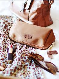 7 tips to organize your makeup bags