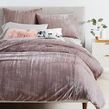 The Best Minimalist Bedding For A