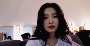 Monophy is how you discover giphy gifs in black and white. Animated Gif About Girl In Joy Gifs By áƒ¦rocioáƒ¦ Red Velvet Joy Red Velvet Irene Pretty People