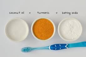 can you whiten your teeth with turmeric