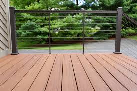 horizontal deck railing ideas