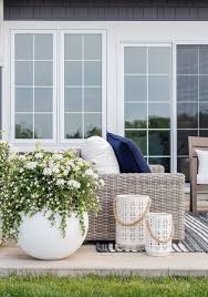 Lake House Outdoor Furniture The