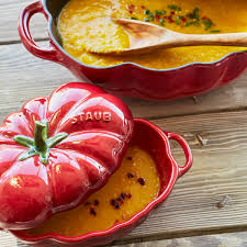 staub tomato mini stoneware te