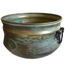 kauri design verde gold outdoor pot for