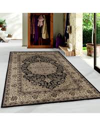 Kurzflor teppiche sind die allrounder unter den teppichen und können in fast jedem wohnbereich eingesetzt werden. Kurzflor Teppich Klassik Design Orient Antike Nain Wohnzimmer Teppich Schwarz