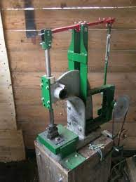 Www.pinterest.ca.visit this site for details: Small Power Hammer Not A Heavy Hammer But With Direct Drive From An Electric Motor It Makes A Lot O Blacksmith Power Hammer Power Hammer Power Hammer Plans