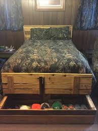 Diy Pallet Bed With End Storage Box