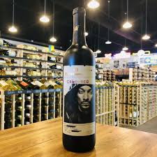 Each bottle and its character are essentially able to come to life through a connected app and augmented reality. Rare Snoop Dogg Cali Red Empty 19 Crimes Wine Bottle With Cork Dog California For Sale Online Ebay