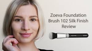 zoeva foundation brush 102 silk finish