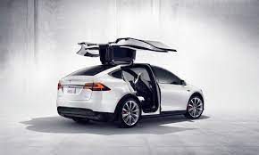 Model x is built for utility and performance, with standard awd, best in class storage and seating for the ultimate focus on driving: 2021 Tesla Model X Review Ratings Specs Prices And Photos The Car Connection