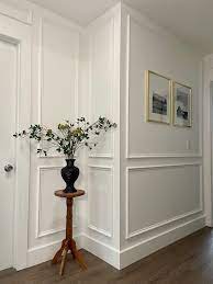 picture frame molding accent wall