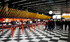 Aeroporto De Guarulhos Images?q=tbn:ANd9GcRqFIYAV99INBXB4mLxDnylJMo7vXRLvahh-X0AmCyxw2tuJnea