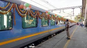 gatimaan express train fare booking