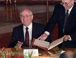 Sovyetler Birliği'nin son lideri Mihail Gorbaçov öldü - herdakikahaber.com