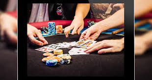 Well, it is important to remember that there is nothing fundamentally different about fast fold when he checks and the flop brings us a gutshot straight draw, backdoor flush draw and two overs, we have a very easy cbet. How Quarantine Got Me Hooked On Internet Poker