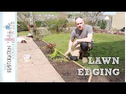 Making Lawn Edging And Flower Beds