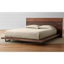 hersuper mango wood king size bed is a