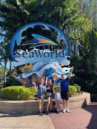 visiting seaworld orlando with kids