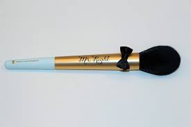 too faced mr right perfect powder brush