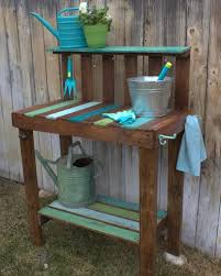 Make A Garden Potting Bench