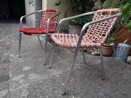 Refurbish Your Old Garden Chairs