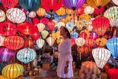what-time-is-the-lantern-festival-in-hoi-an