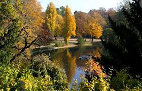The parc des buttes chaumont is a public park situated in northeastern paris, france, in the 19th arrondissement. Parc Des Buttes Chaumont Paris Tourist Office