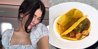 Kylie Jenner Shrimp Tacos gambar png