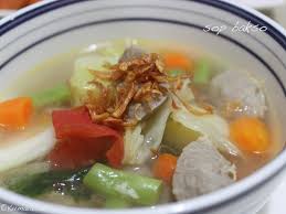 Cara membuat sop atau sayur sup sebenarnya sangat mudah. Bumbu Sop Bakso