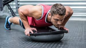 Hast du vor zuhause dein workout zu machen, musst du etwas improvisieren. Training Zu Hause 11 Tools Men S Health