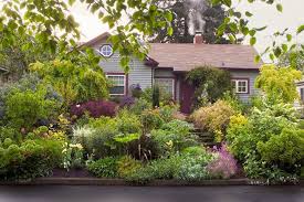 16 Small Space Landscaping Ideas To