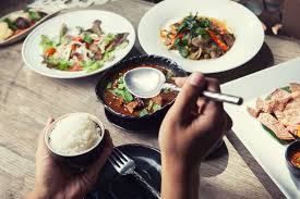 table manners in thailand food and