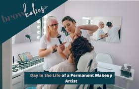 permanent makeup artist