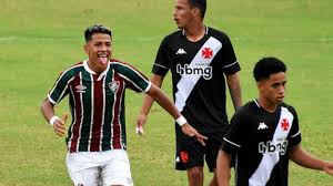 Fla fez 3 a 0 só no primeiro tempo. Fluminense Marca No Fim Vence O Vasco E Abre Vantagem Nas Quartas Do Brasileirao Sub 17 Lance