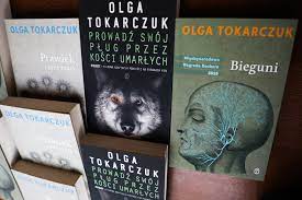 Jak sprzedają się książki Olgi Tokarczuk? Nobel 2019 - Wiadomości