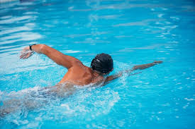 what causes swimmer s shoulder pain and