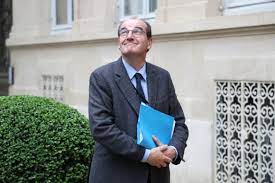 Premier ministre de la république française. 5 Things To Know About France S New Pm Jean Castex Politico