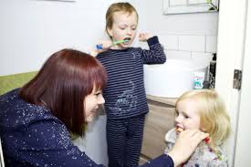 Top Tips For Brushing Your Childrens Teeth Nomipalony