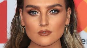 Perrie edwards has left fans speechless by sharing the most gorgeous photos of her blossoming baby bump on her instagram page. Was Wir Uber Die Schwangerschaft Von Perrie Edwards Wissen News24viral